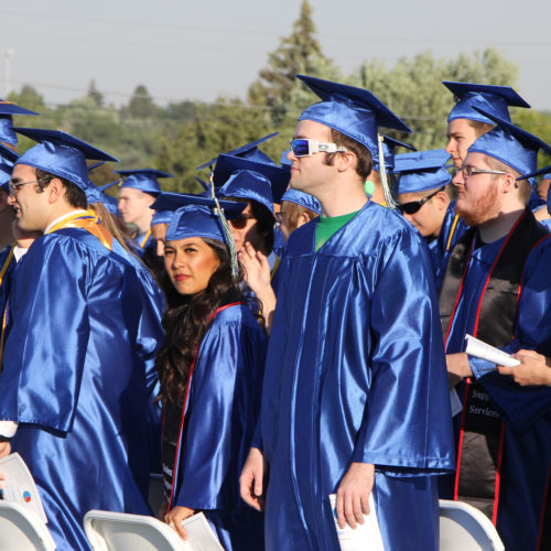 2015 students graduating