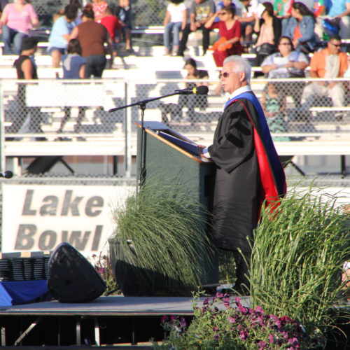 2015 students graduating