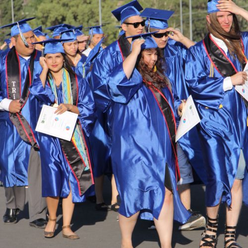 2015 students graduating