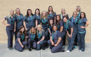 group shot of 2017 nursing graduates