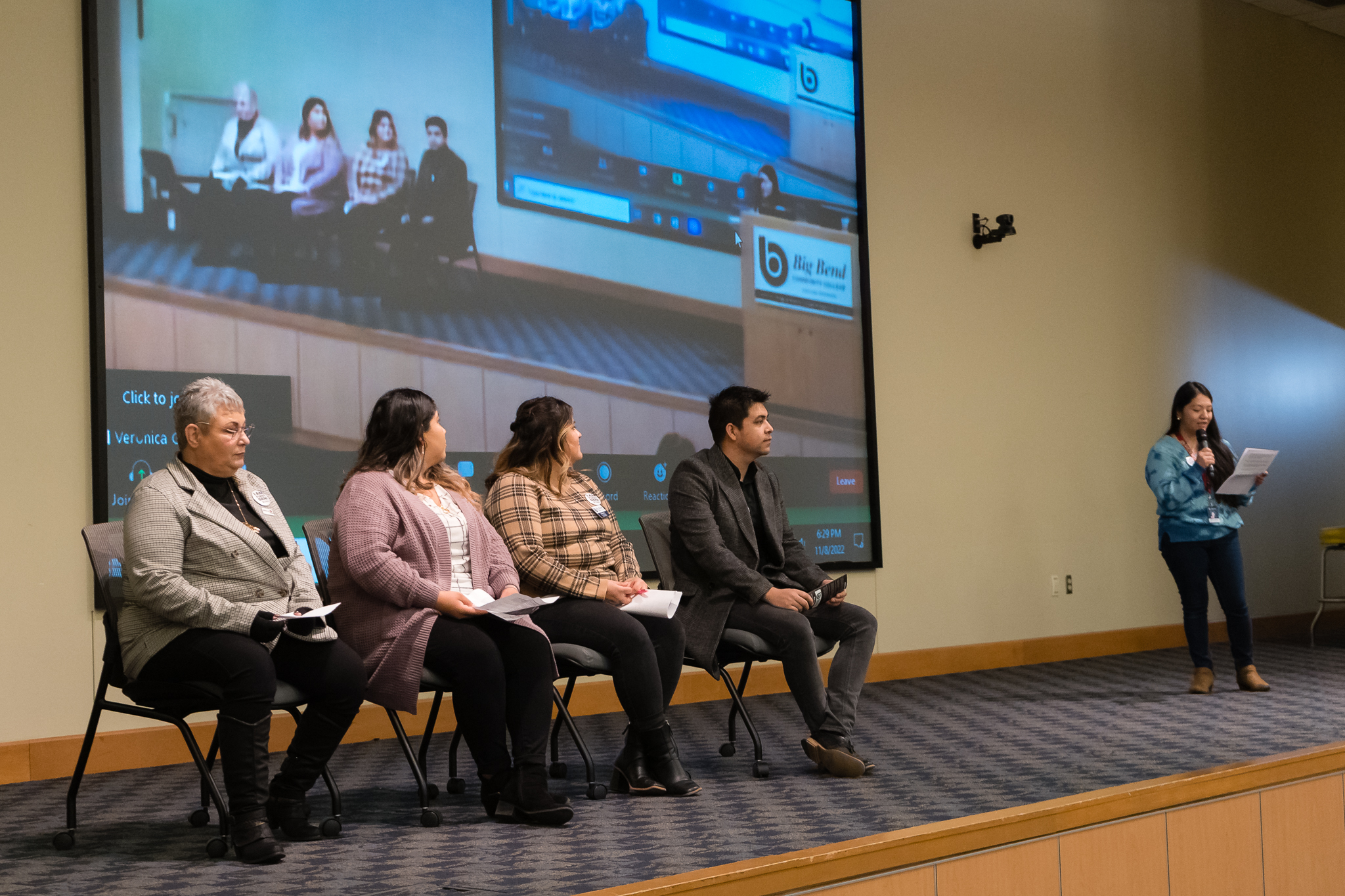 student panelists listening to question