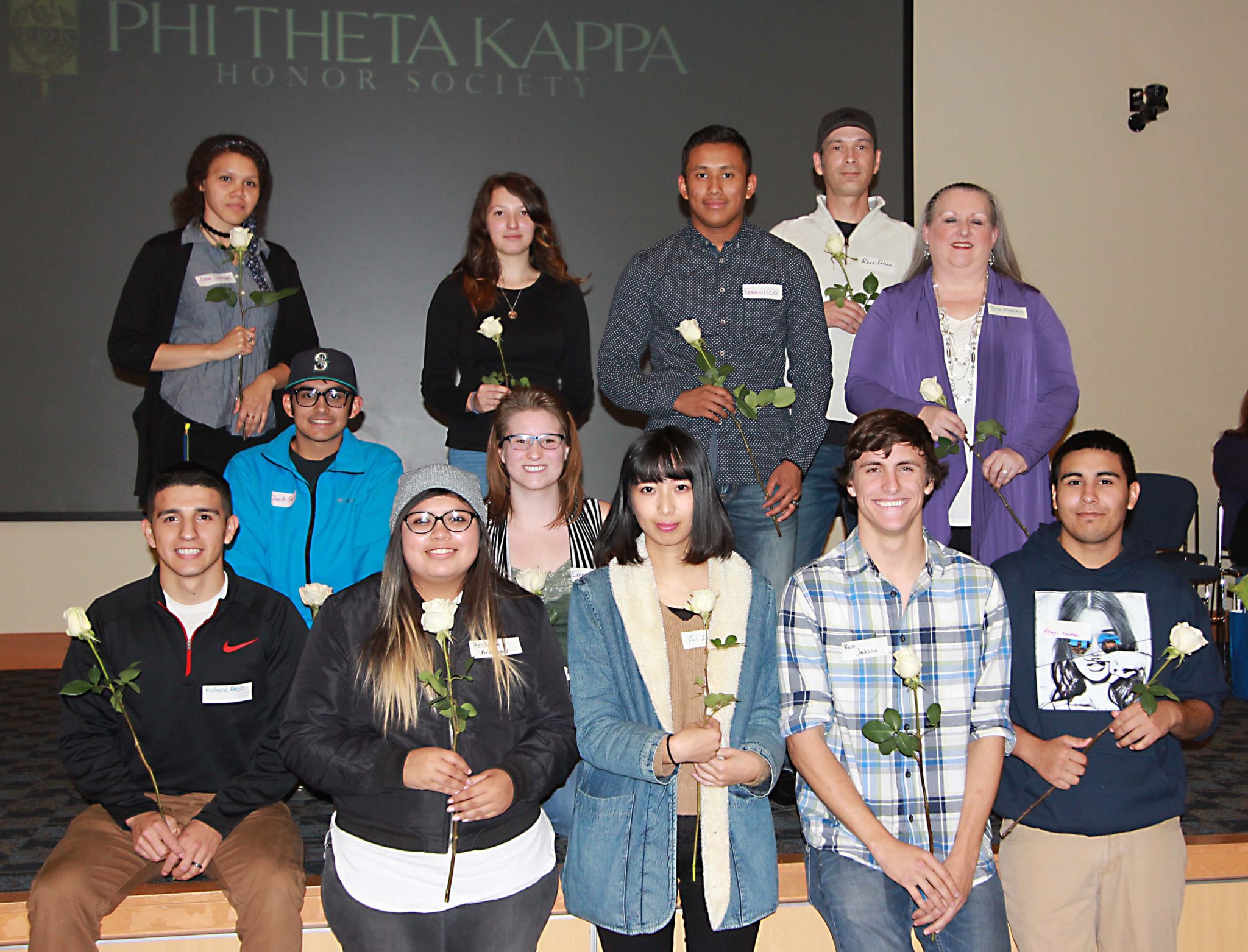 Phi Theta Kappa inducts 16 new members